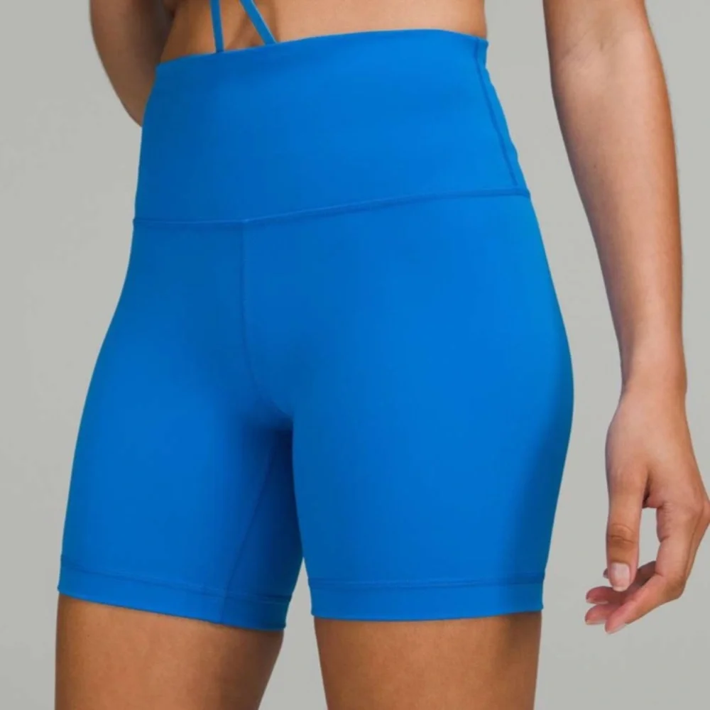 NWT Lululemon Wunder Train High-Rise Short 6"
Poolside Size 4 - Picture 6 of 9